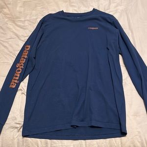 Patagonia XL long sleeve blue shirt